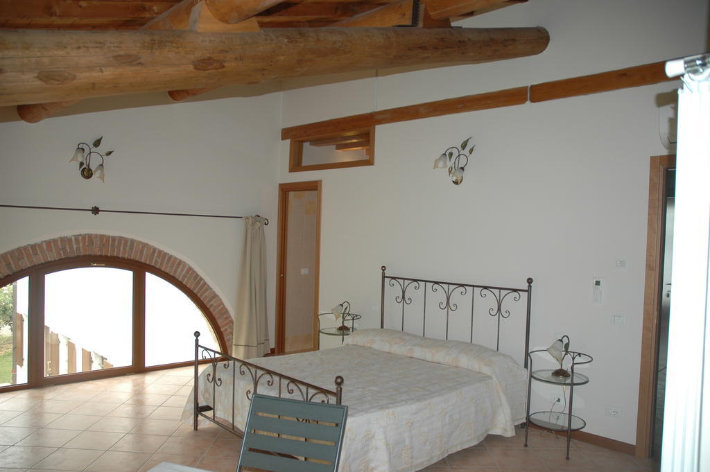 Bed and Breakfast Rose Rosse Cadi David Экстерьер фото