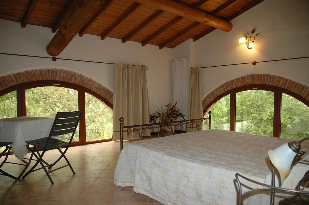 Bed and Breakfast Rose Rosse Cadi David Номер фото