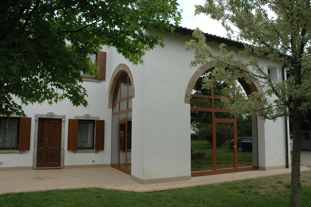 Bed and Breakfast Rose Rosse Cadi David Экстерьер фото